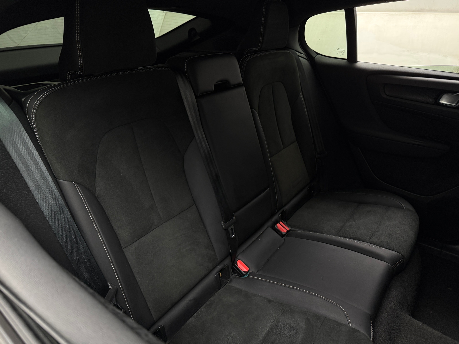 Thumbnail: 2023 Volvo C40 - 5
