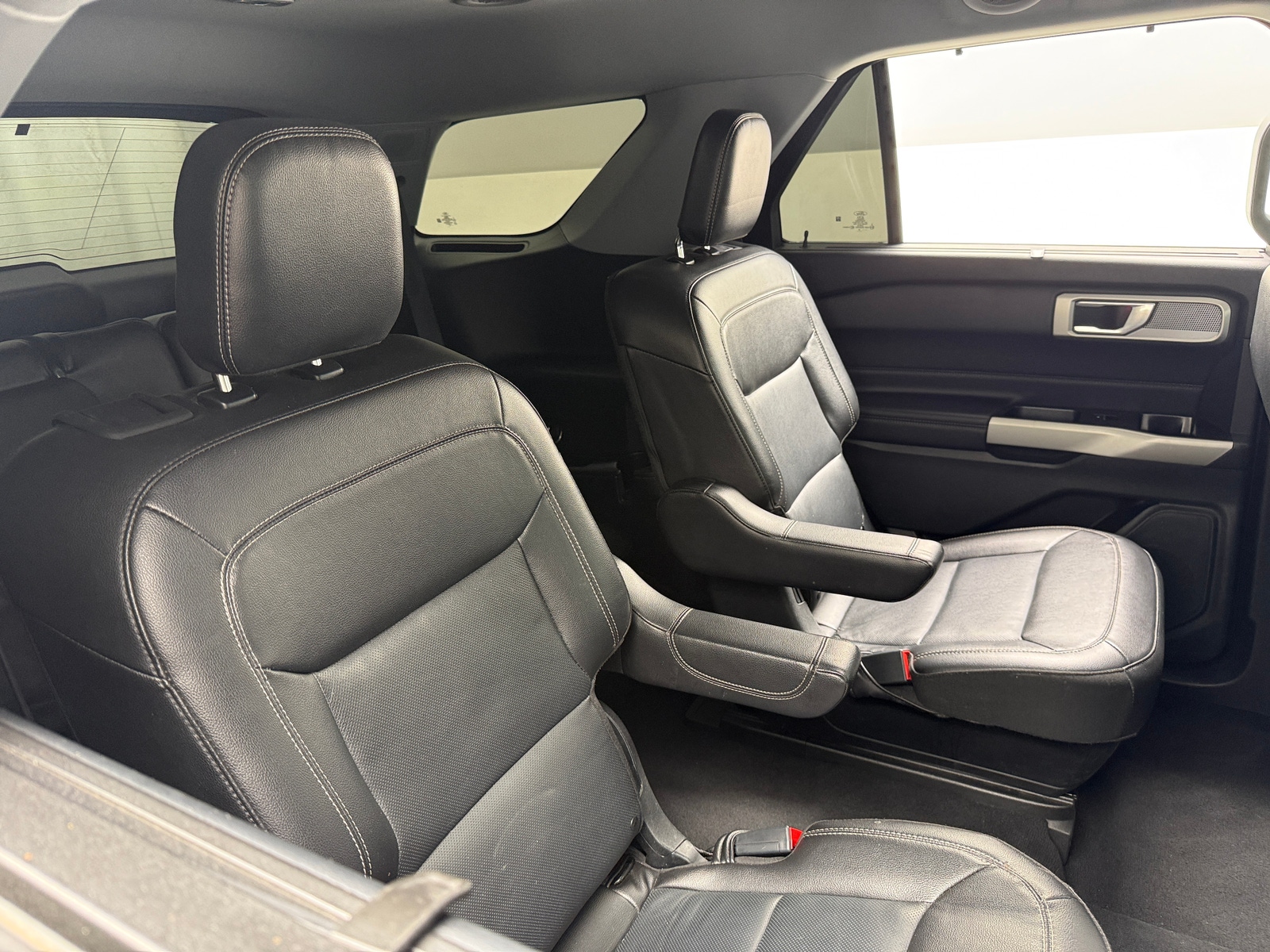 Thumbnail: 2022 Ford Explorer - 5