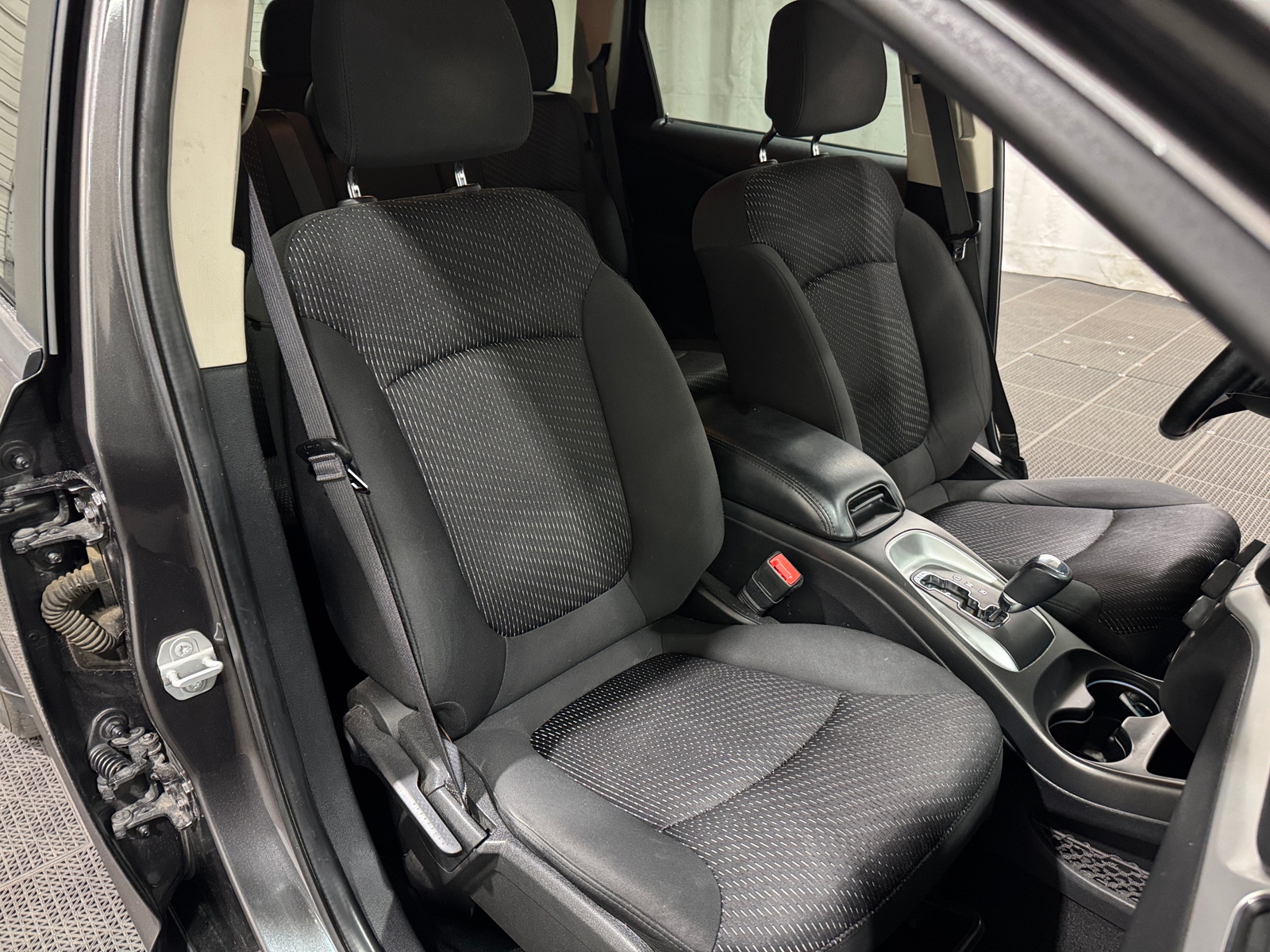 Thumbnail: 2018 Dodge Journey - 2