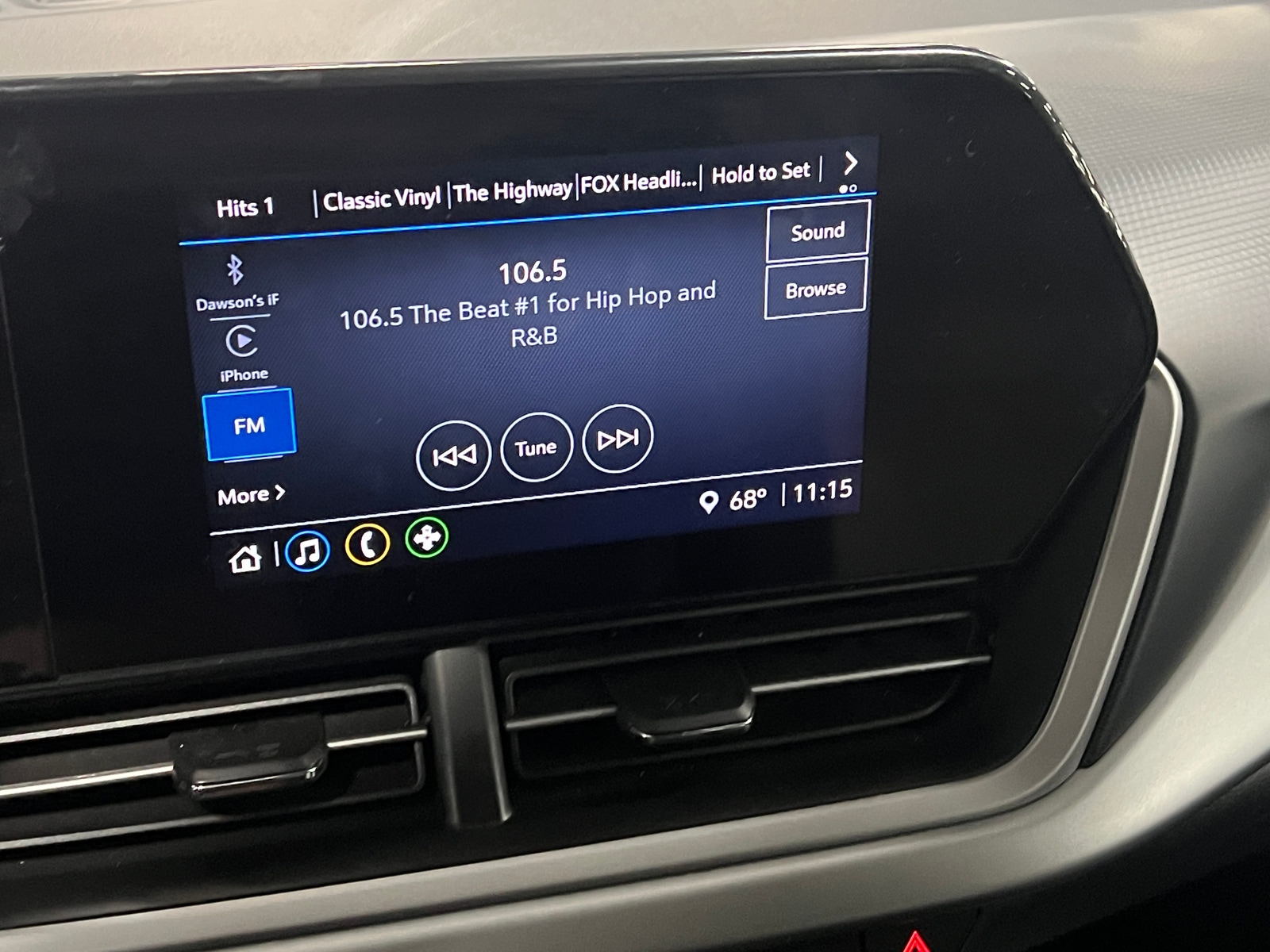 Thumbnail: 2026 Chevrolet Trax - 4