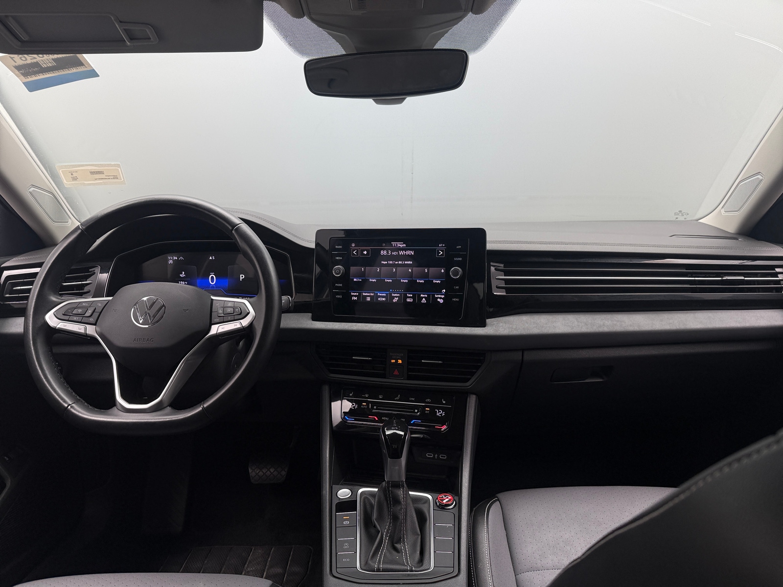 Thumbnail: 2025 Volkswagen Jetta - 3
