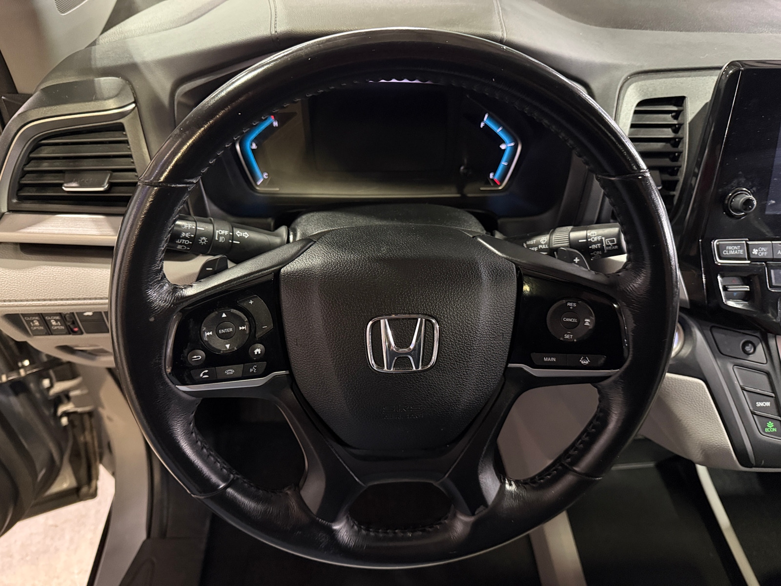 Thumbnail: 2018 Honda Odyssey - 4