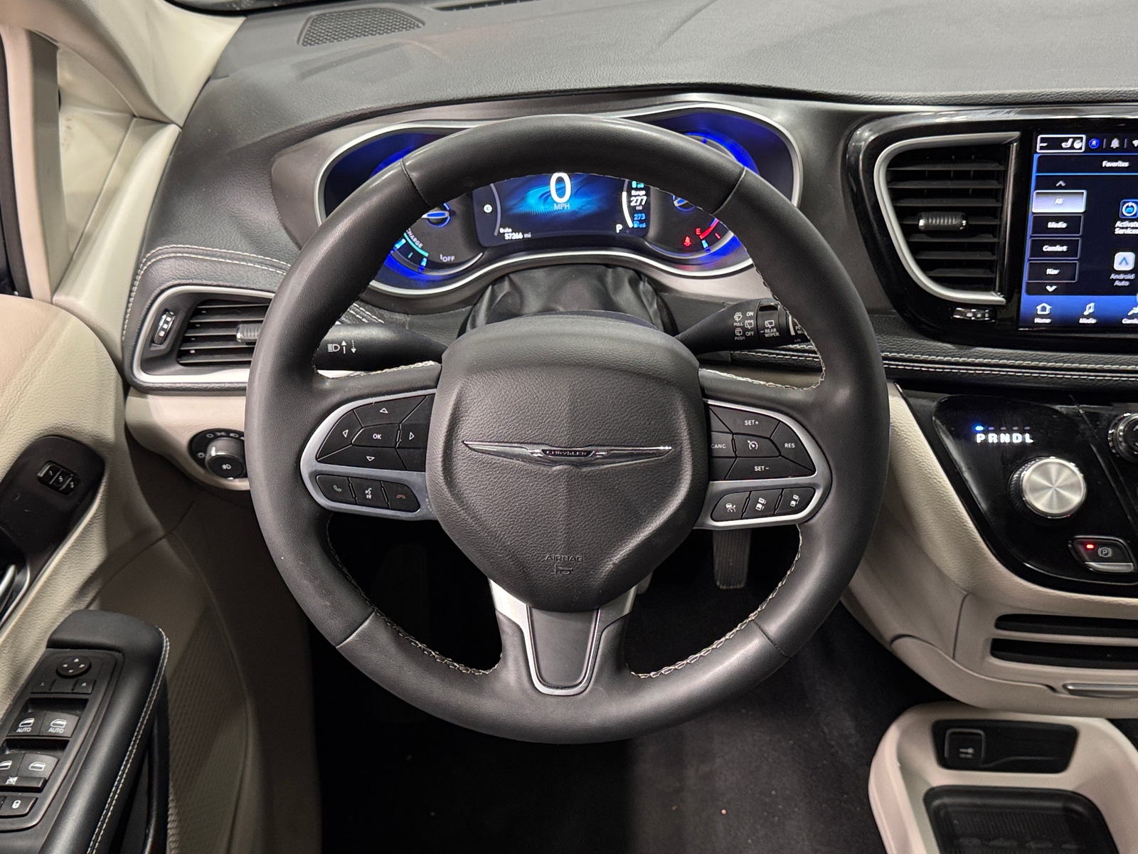 Thumbnail: 2024 Chrysler Pacifica - 4