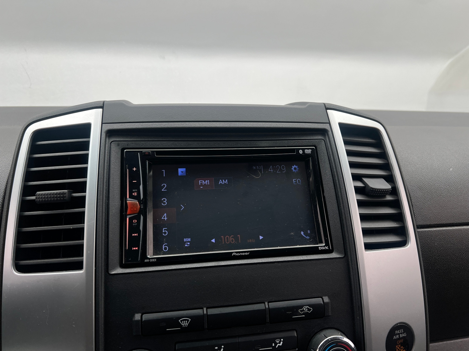 Thumbnail: 2012 Nissan Frontier - 3