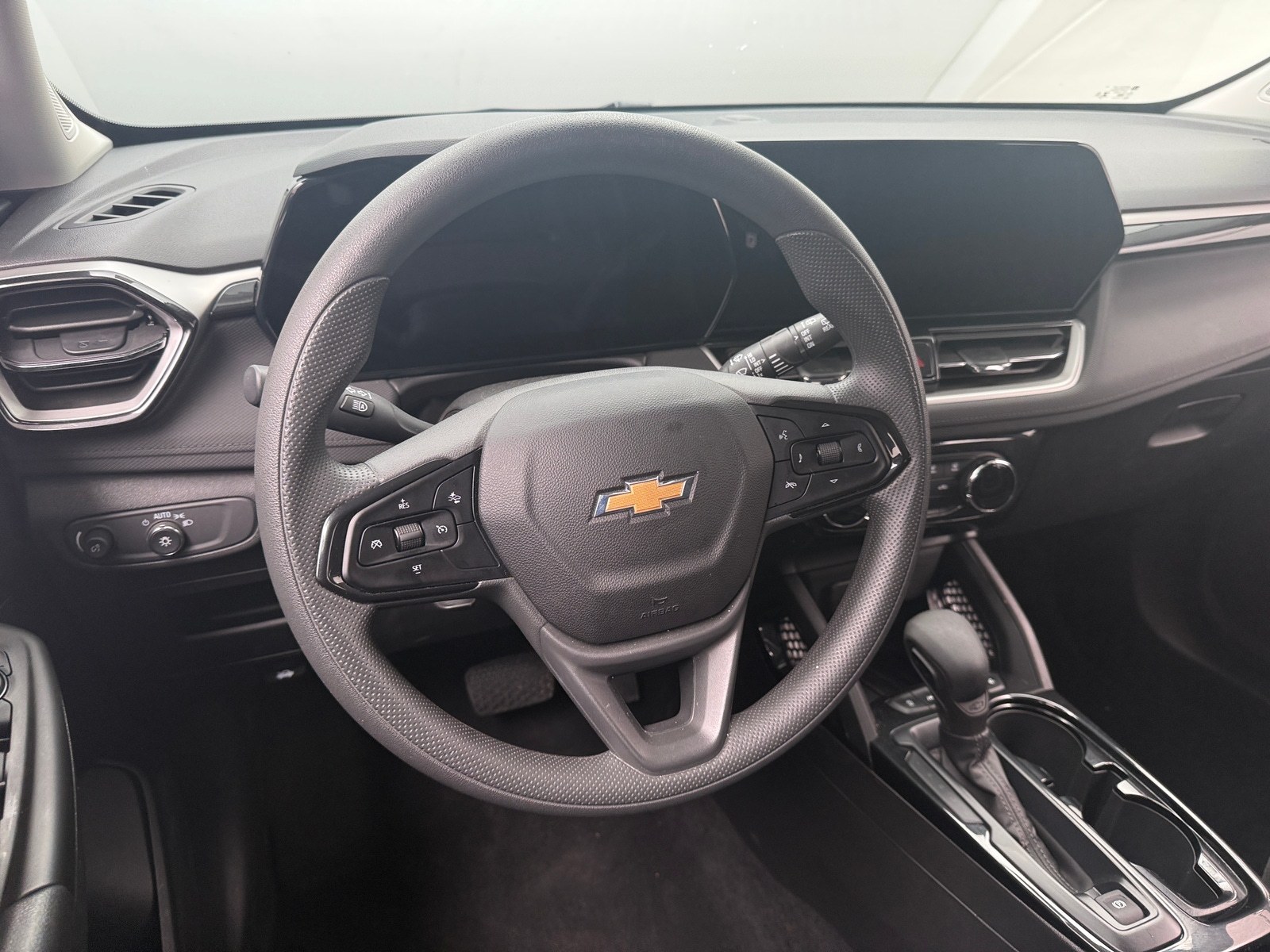 Thumbnail: 2026 Chevrolet TrailBlazer - 5
