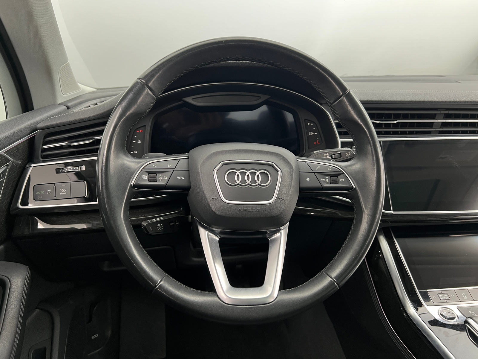 Thumbnail: 2024 Audi Q7 - 4