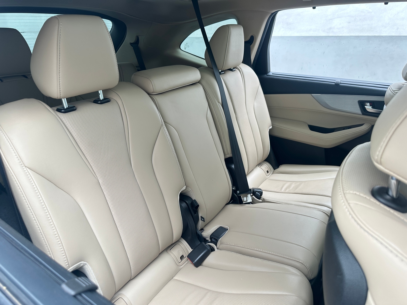 Thumbnail: 2023 Acura MDX - 5