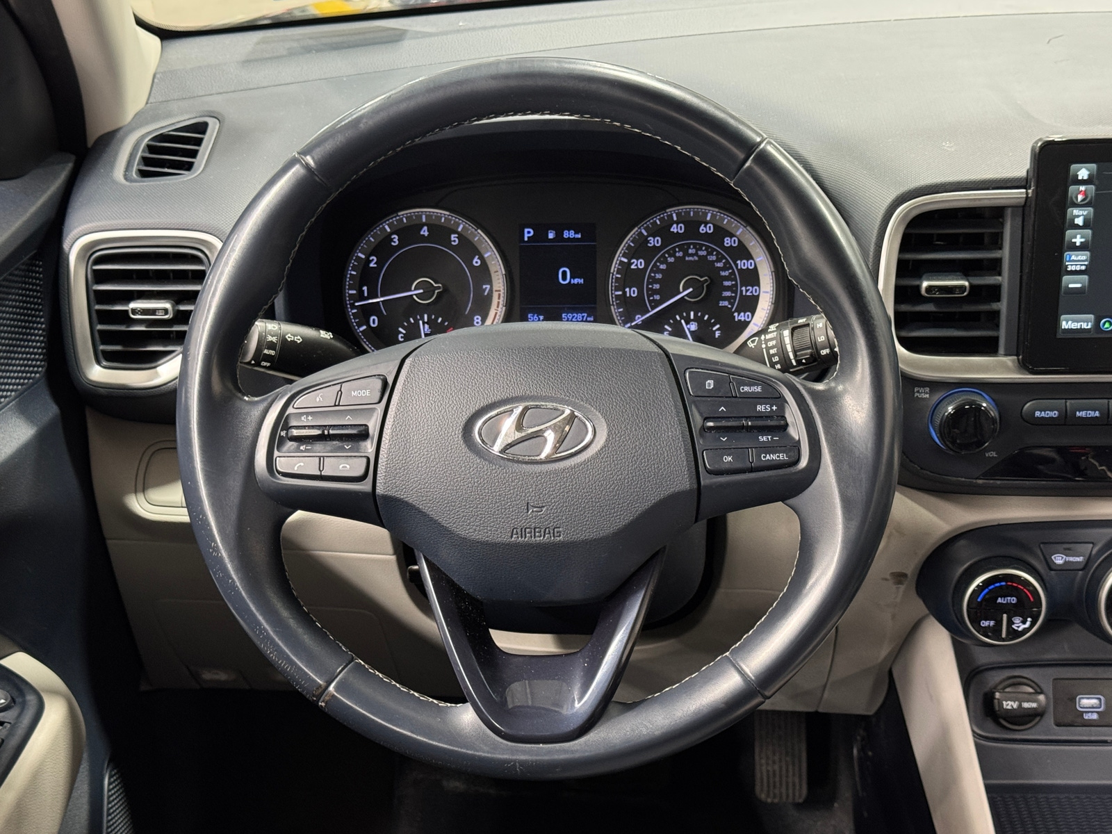 Thumbnail: 2020 Hyundai Venue - 4