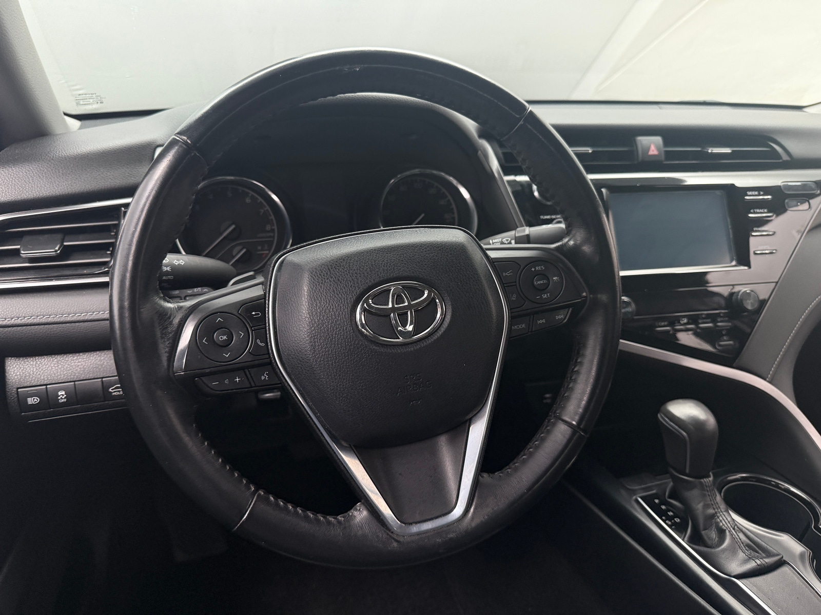 Thumbnail: 2019 Toyota Camry - 5