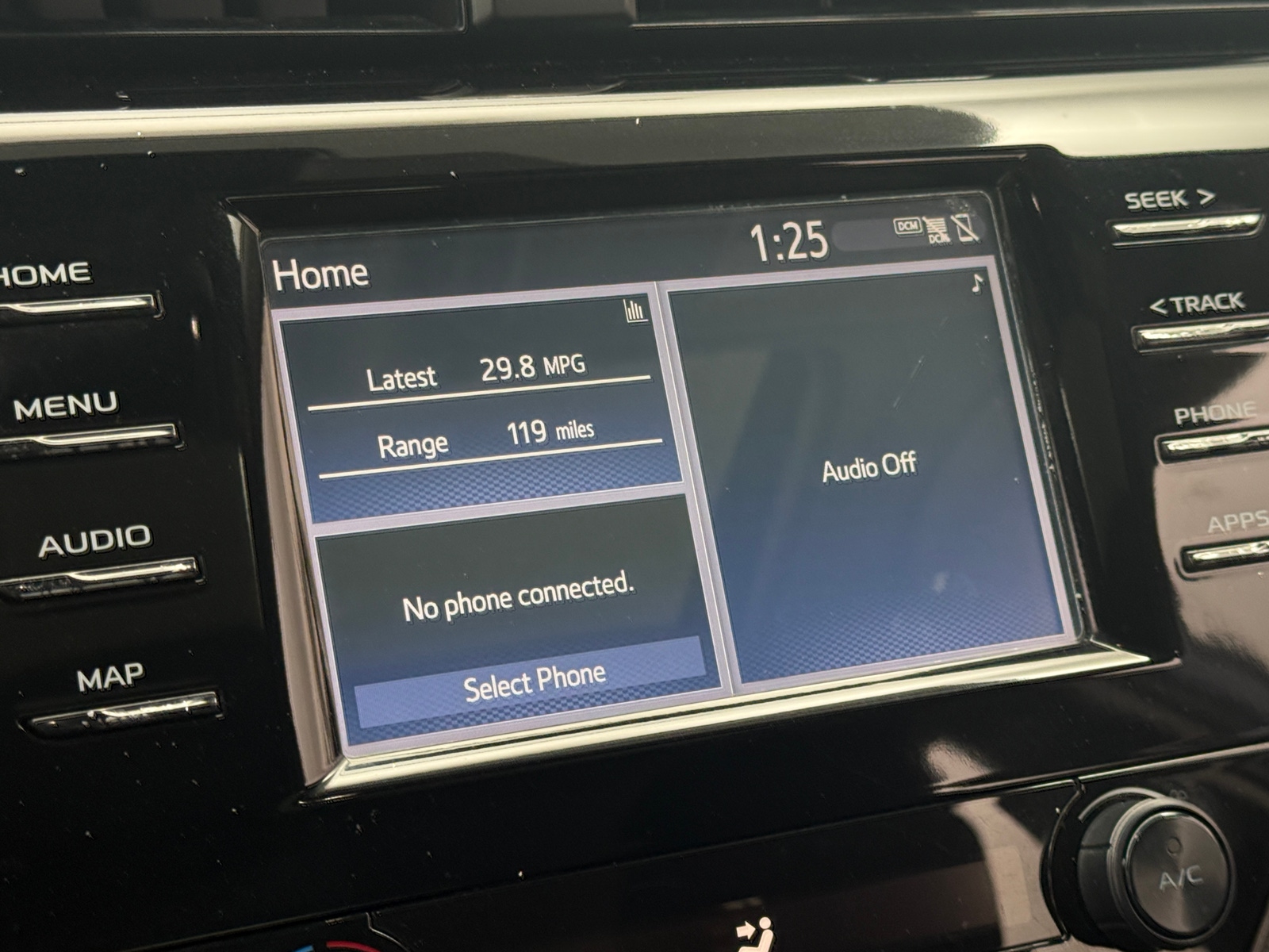 Thumbnail: 2019 Toyota Camry - 4