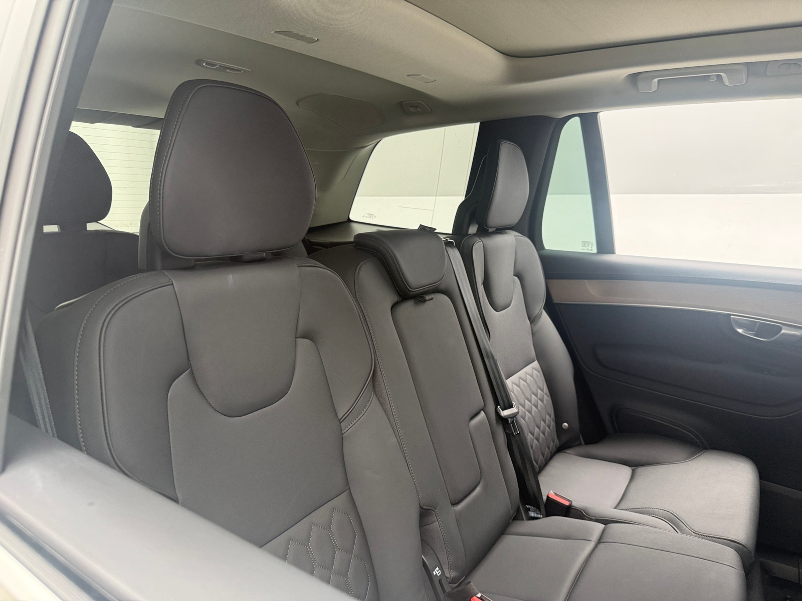 Thumbnail: 2026 Volvo XC90 - 6