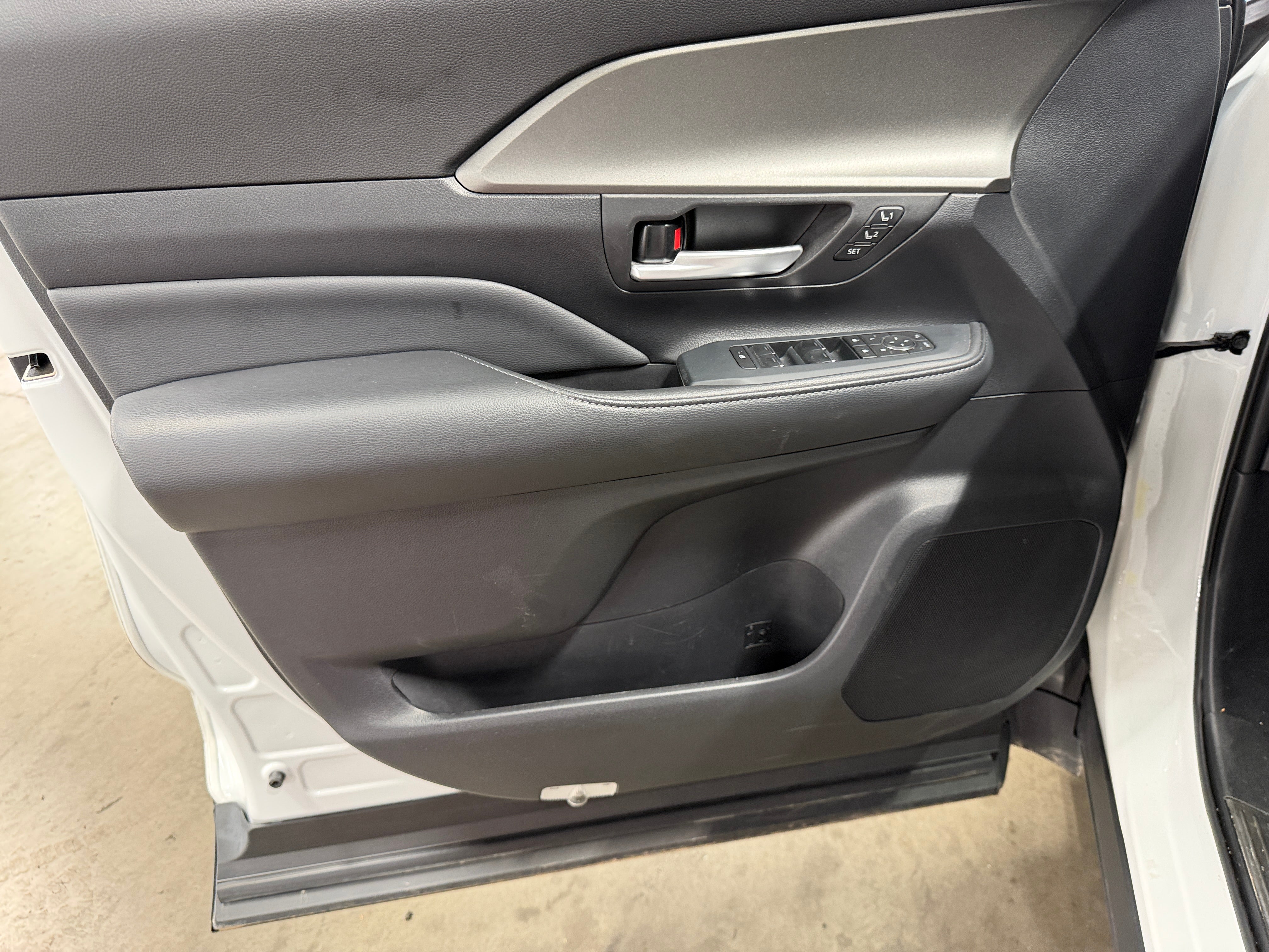 2025 Toyota Grand Highlander Nightshade