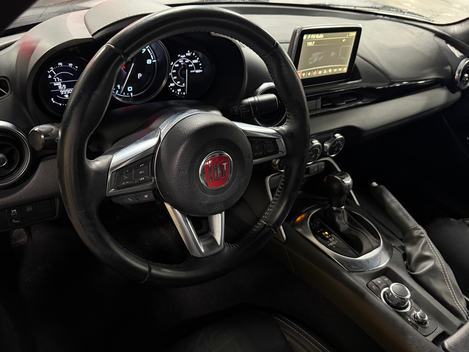 Thumbnail: 2017 Fiat 124 Spider - 4