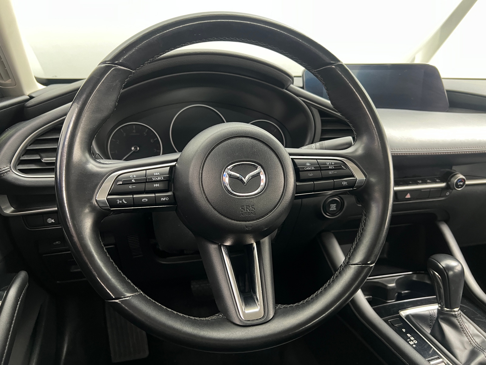 Thumbnail: 2025 Mazda Mazda3 - 4