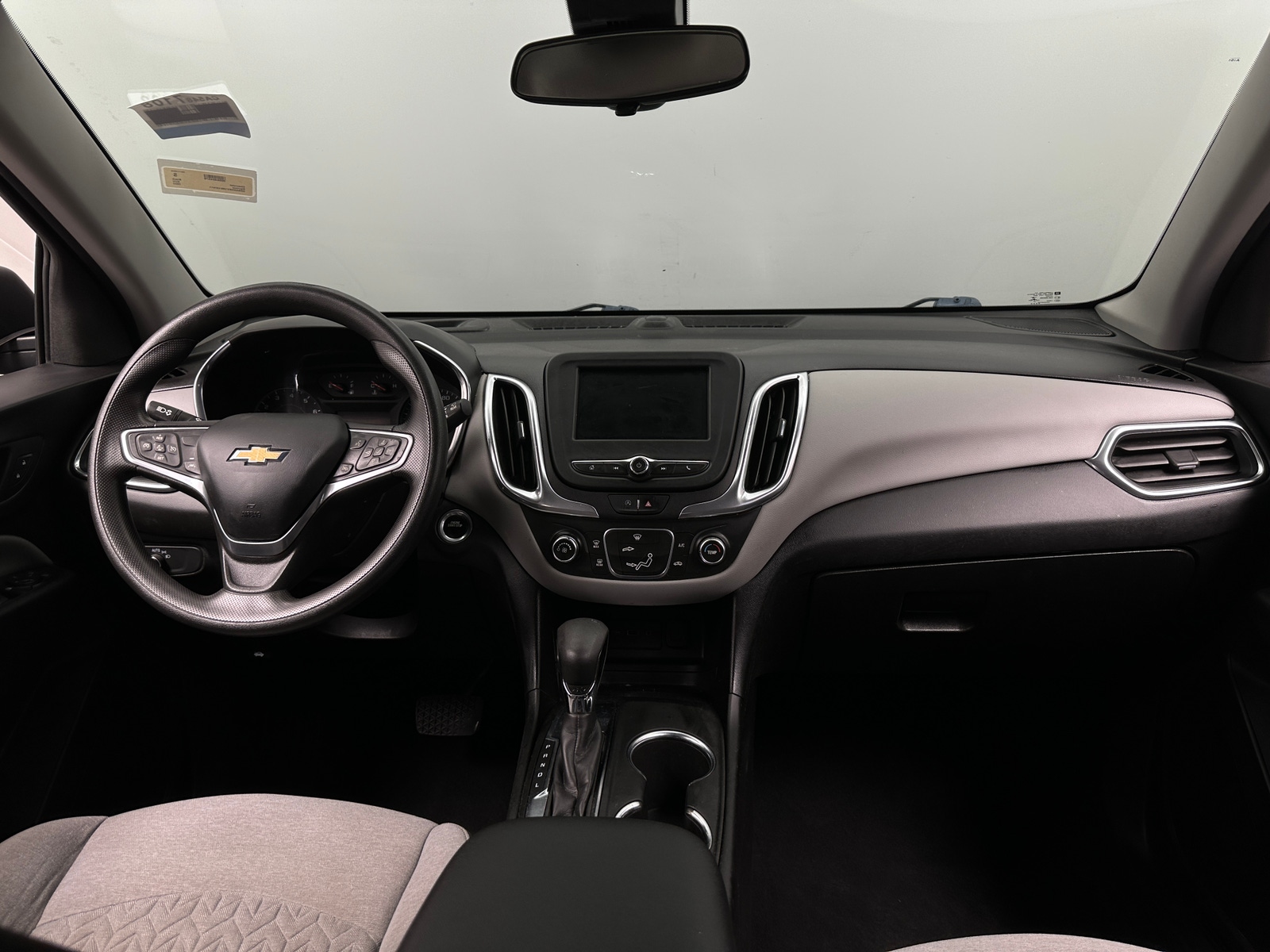 Thumbnail: 2022 Chevrolet Equinox - 3
