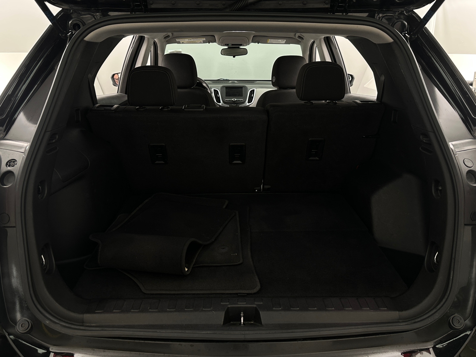 Thumbnail: 2022 Chevrolet Equinox - 7