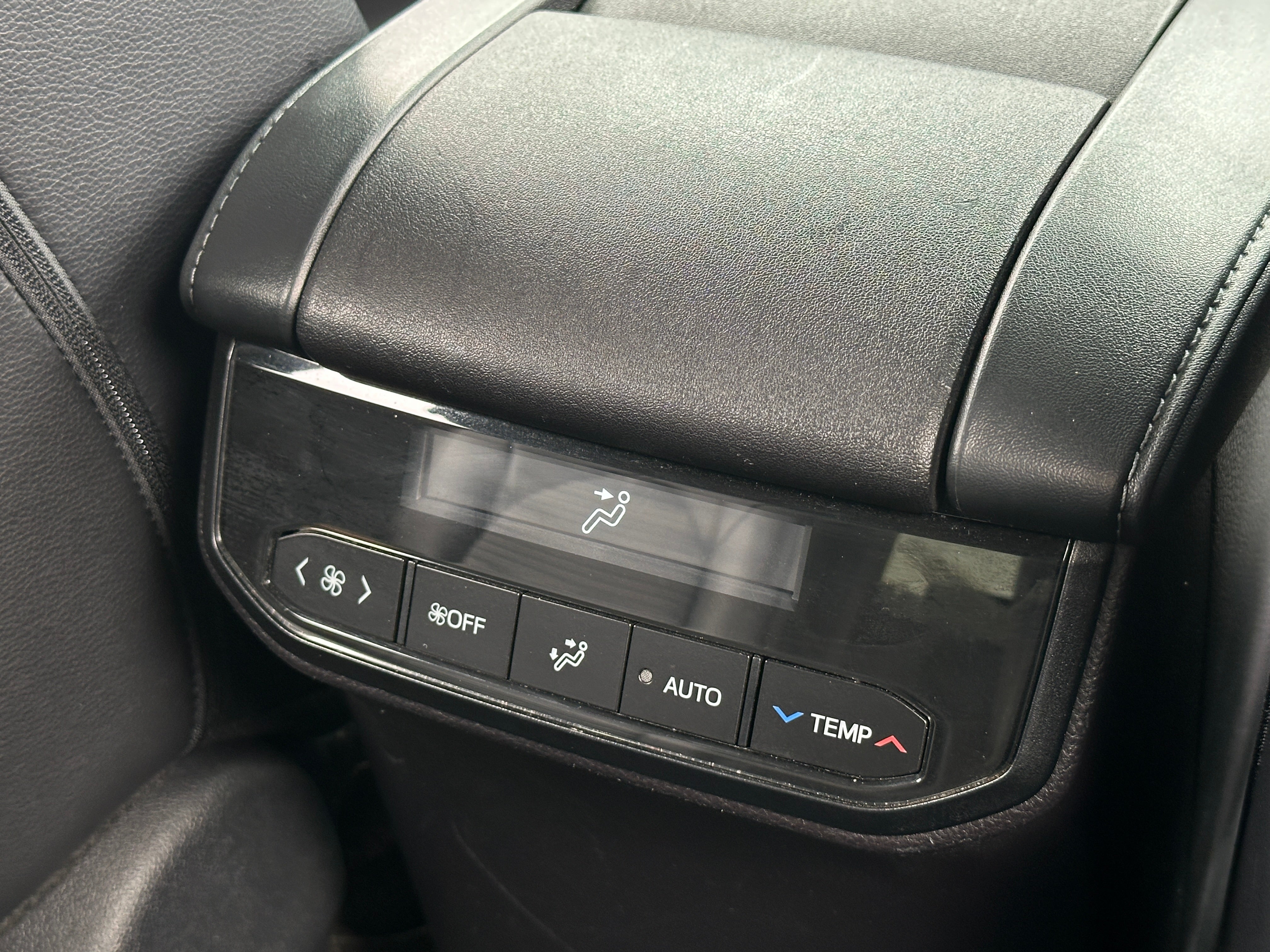 2025 Toyota Highlander XSE