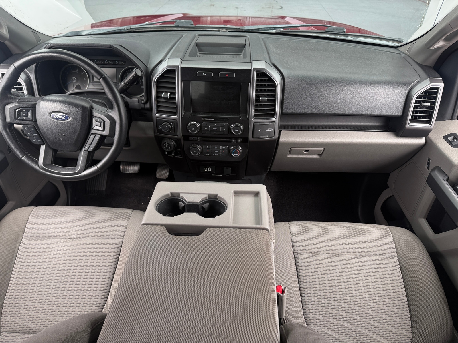 Thumbnail: 2017 Ford Econoline - 3