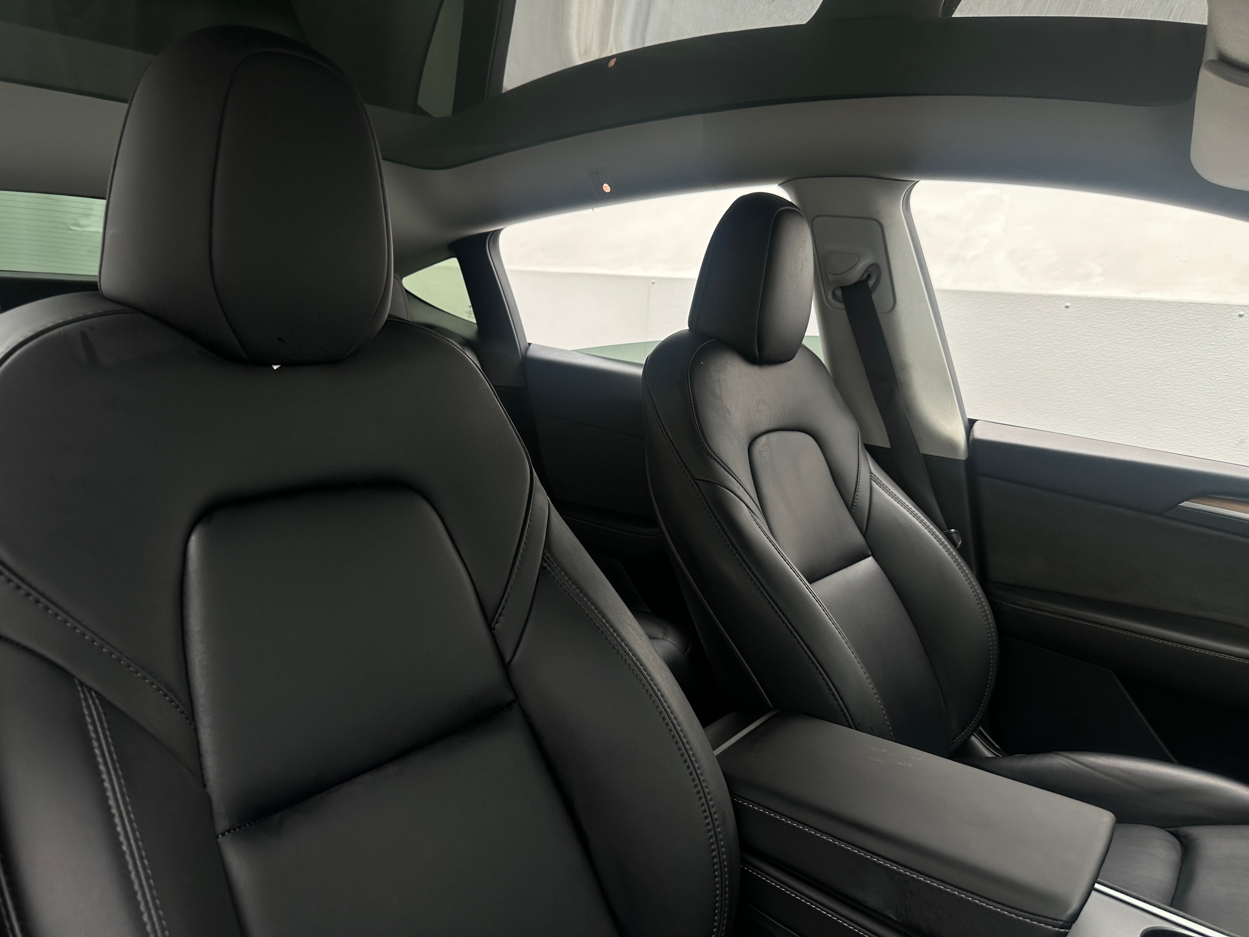 Used 2024 Tesla Model Y Long Range with VIN 7SAYGDED3RF041872 for sale in Auburn, WA