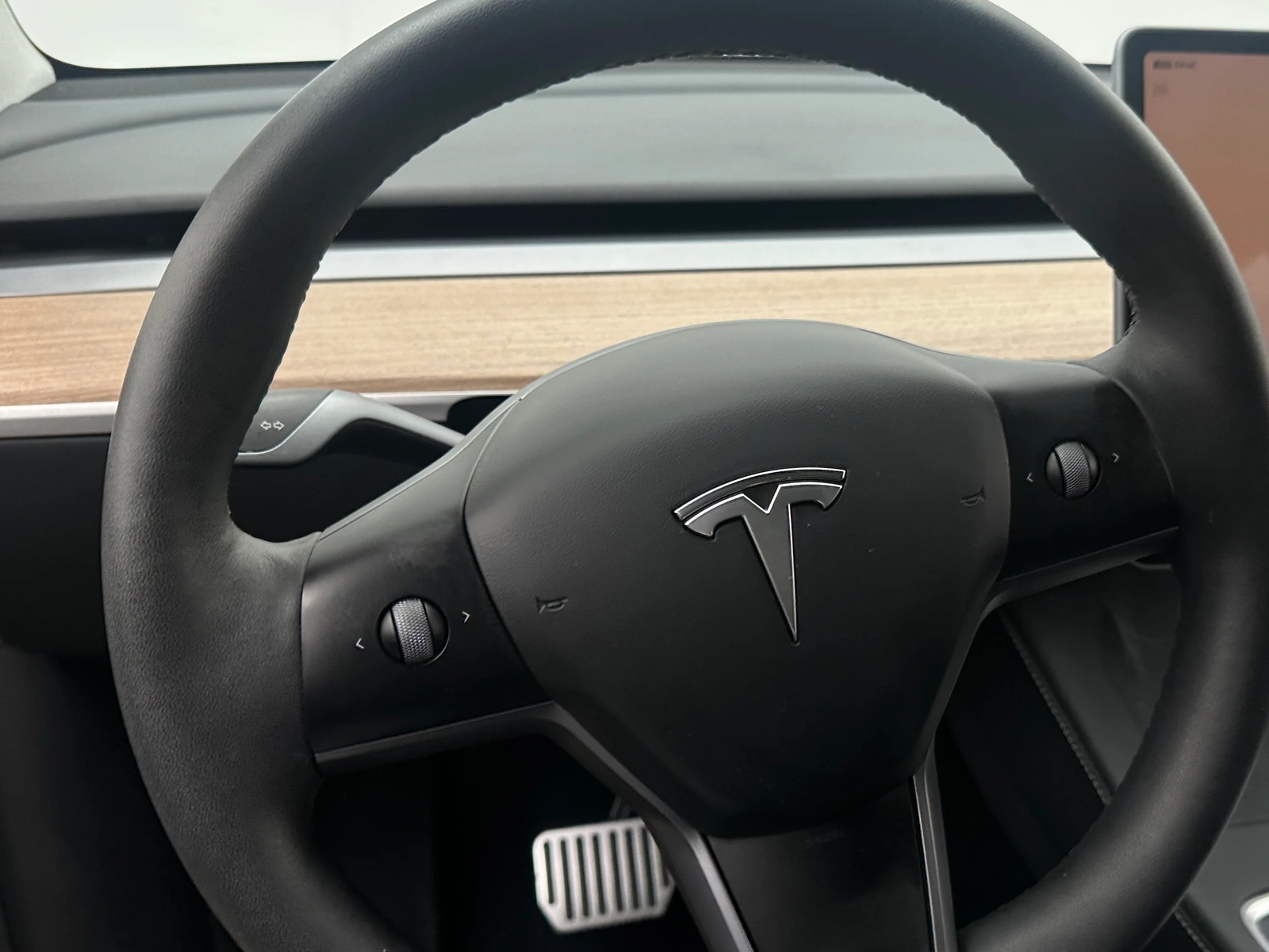 Thumbnail: 2024 Tesla Model Y - 4