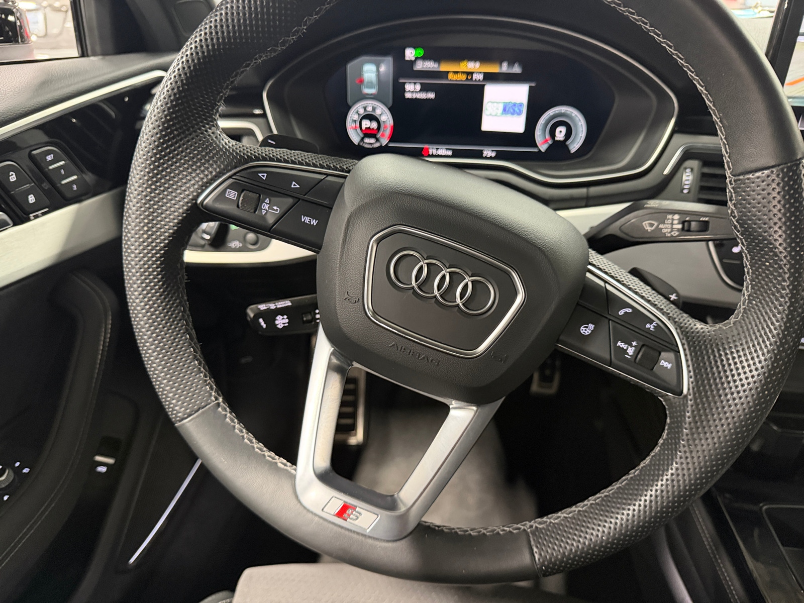 Thumbnail: 2023 Audi A4 - 5