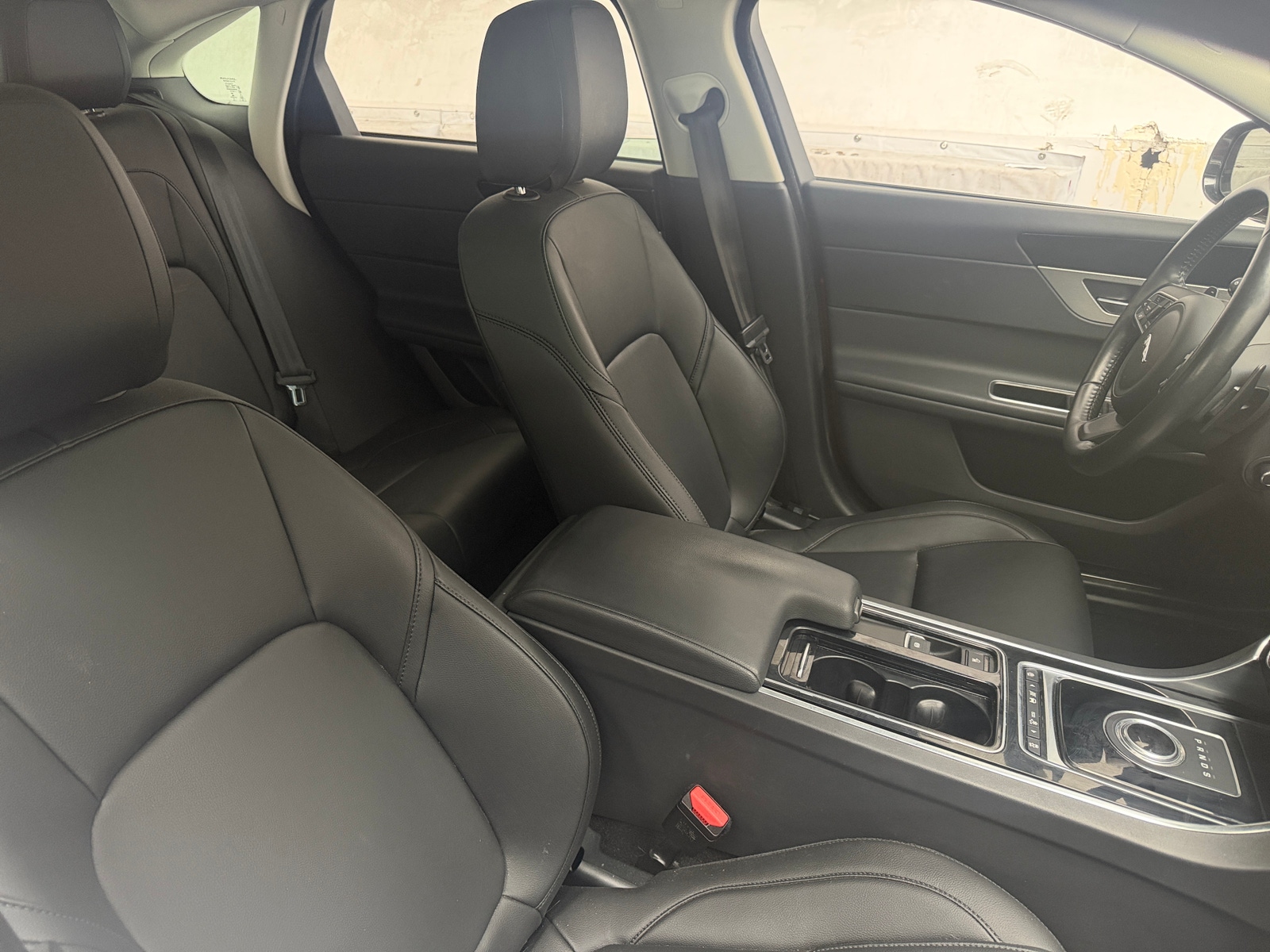 Thumbnail: 2018 Jaguar XF - 2