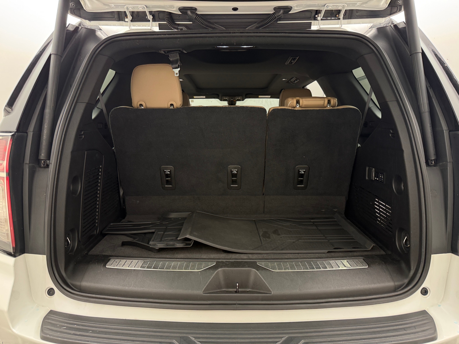 Thumbnail: 2021 Chevrolet Tahoe - 6