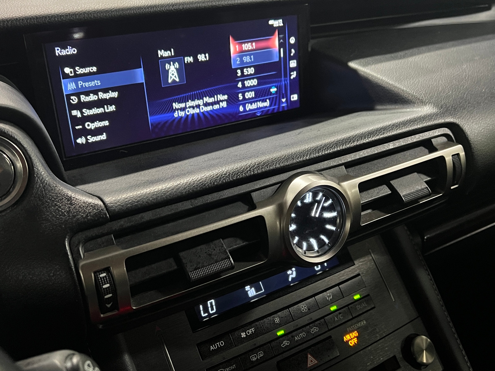 Thumbnail: 2019 Lexus RC - 2