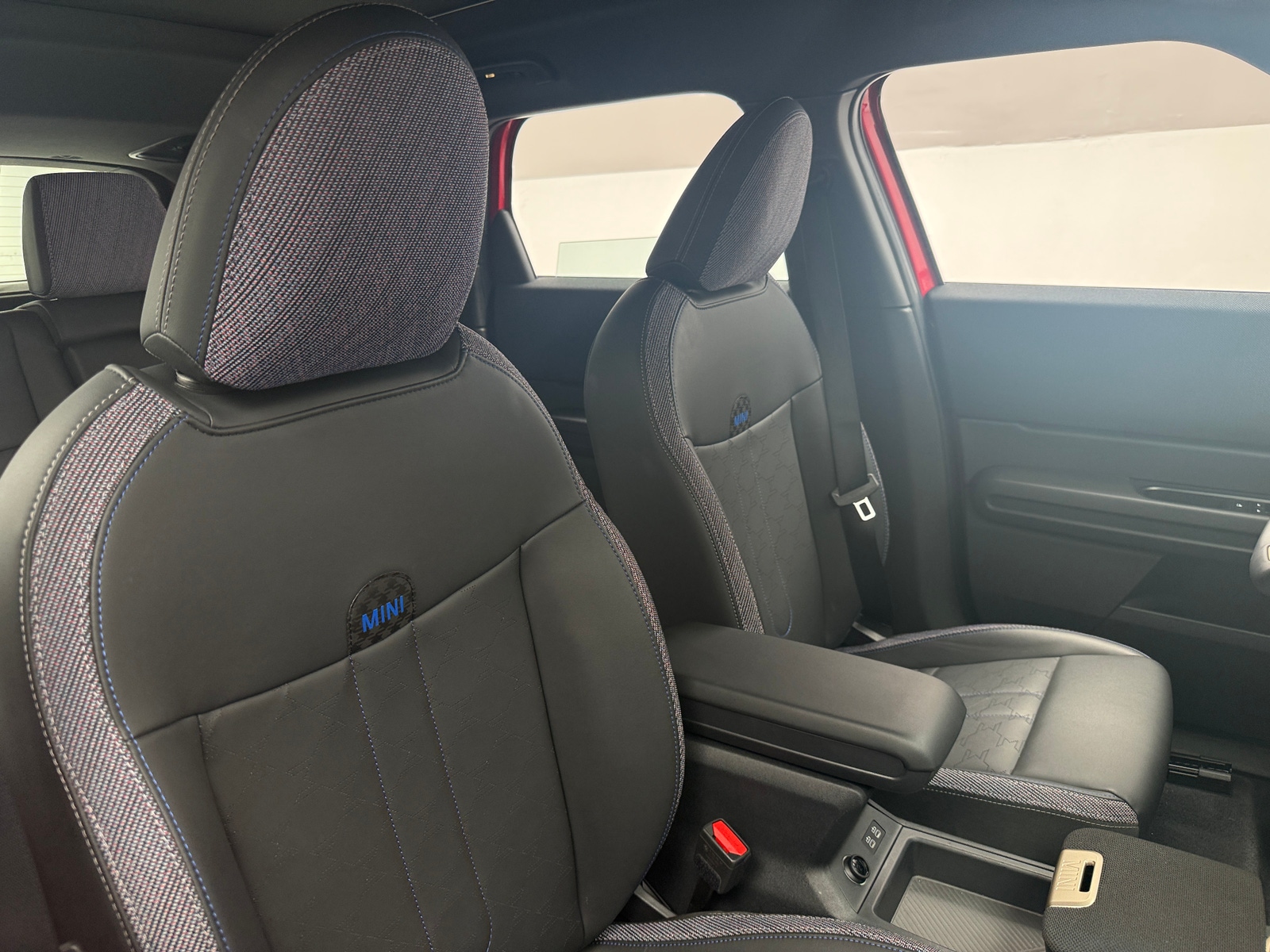 Thumbnail: 2026 MINI Cooper Countryman - 2