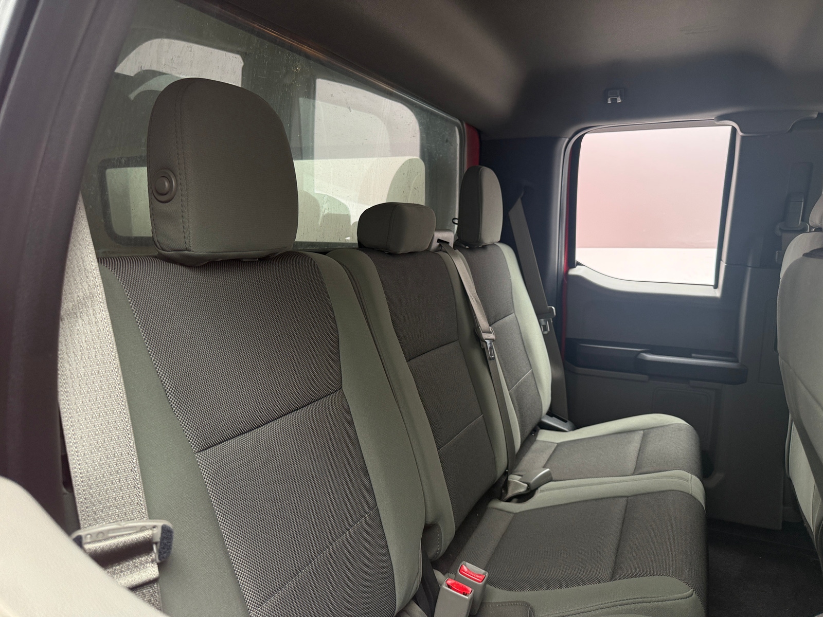 Thumbnail: 2015 Ford Econoline - 6