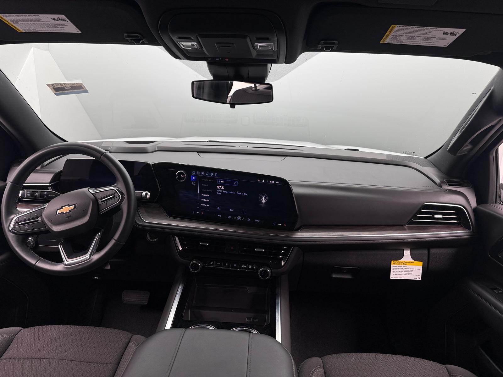 Thumbnail: 2025 Chevrolet Suburban - 3