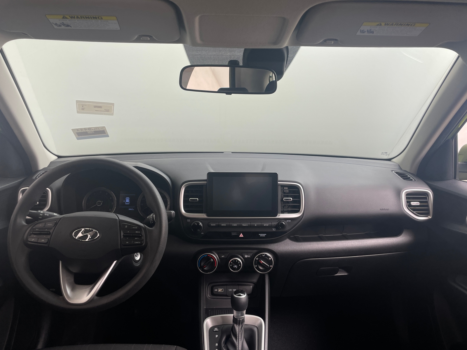 Thumbnail: 2022 Hyundai Venue - 3
