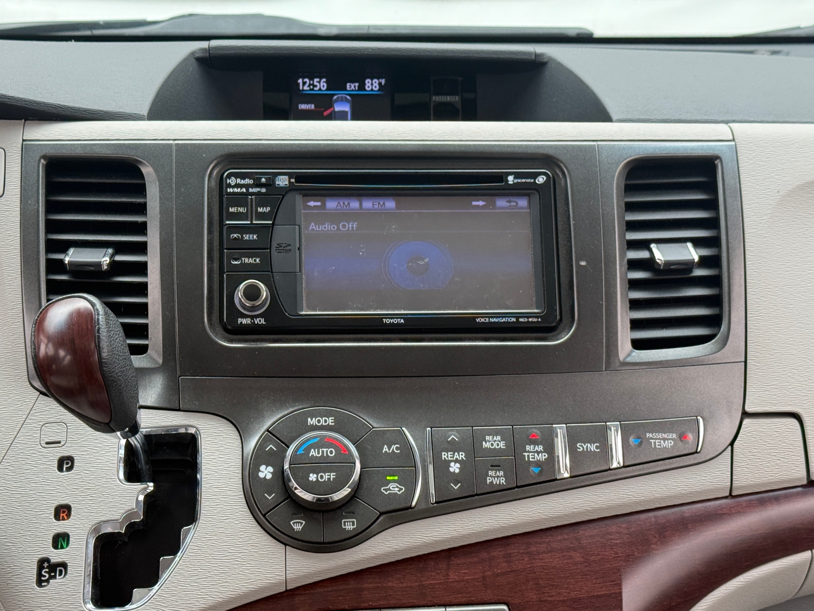 Thumbnail: 2013 Toyota Sienna - 3
