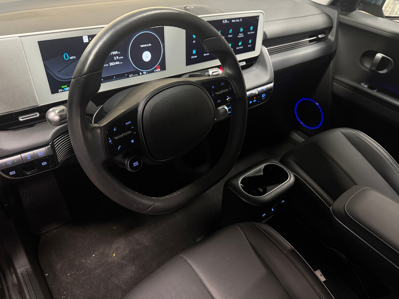 Thumbnail: 2023 Hyundai Ioniq 5 - 4