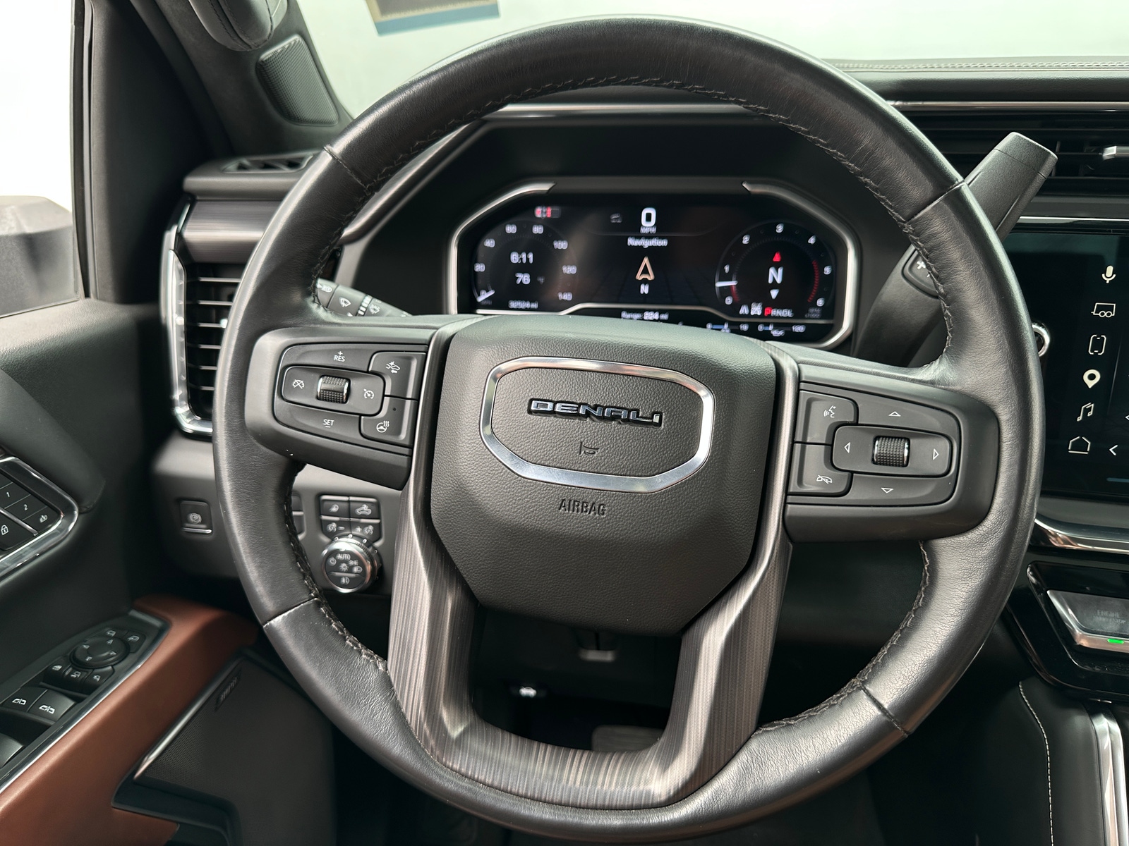 Thumbnail: 2024 GMC Sierra 2500 - 4
