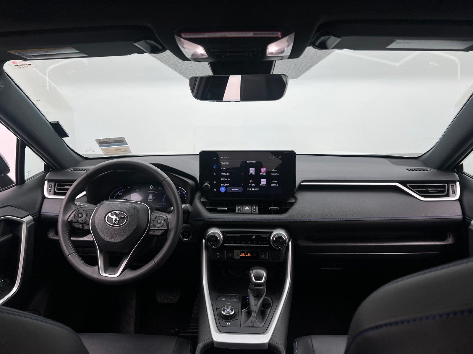 Thumbnail: 2024 Toyota RAV4 - 2