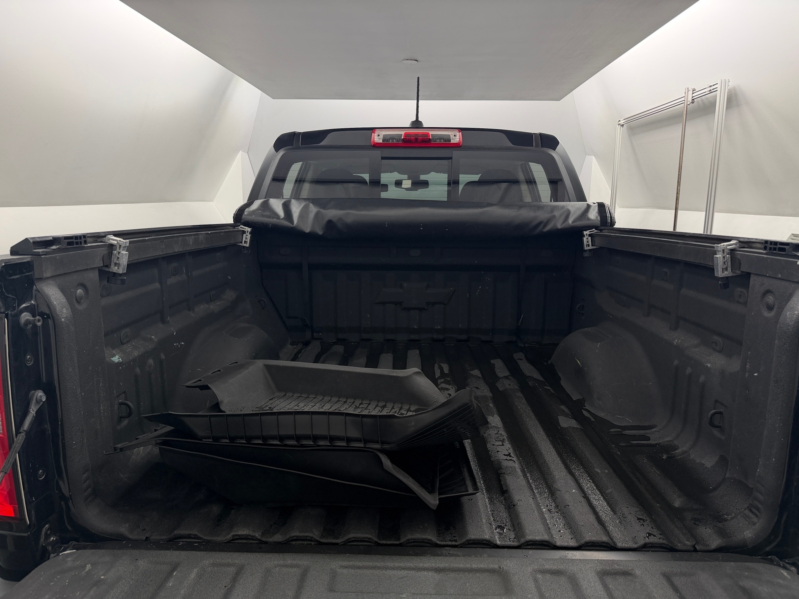 Thumbnail: 2022 Chevrolet Colorado - 6