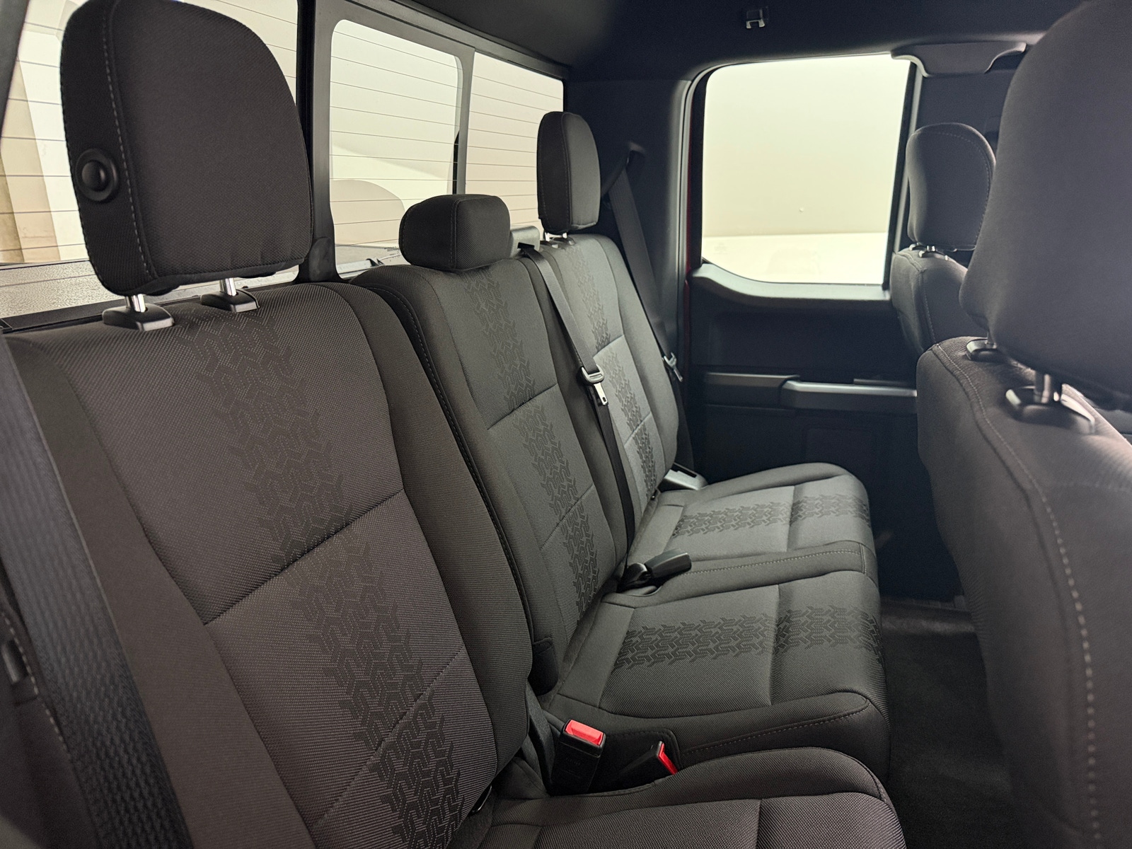 Thumbnail: 2018 Ford Econoline - 6
