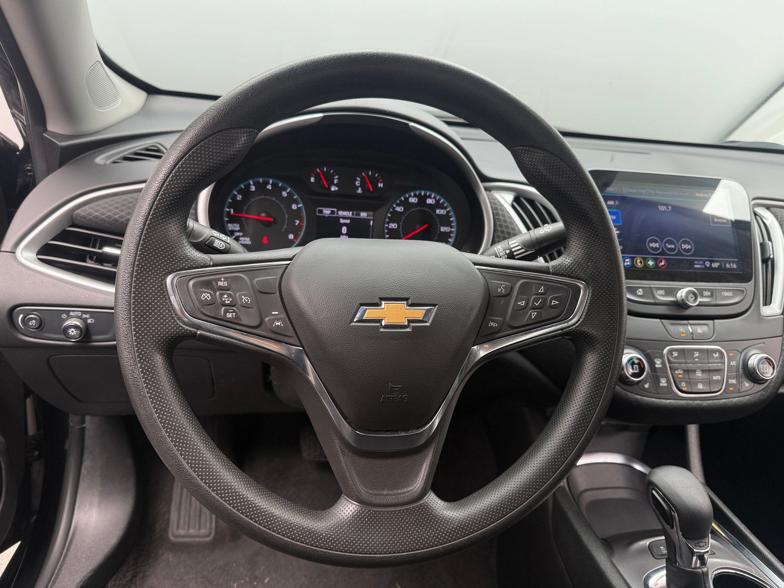 Thumbnail: 2025 Chevrolet Malibu - 5