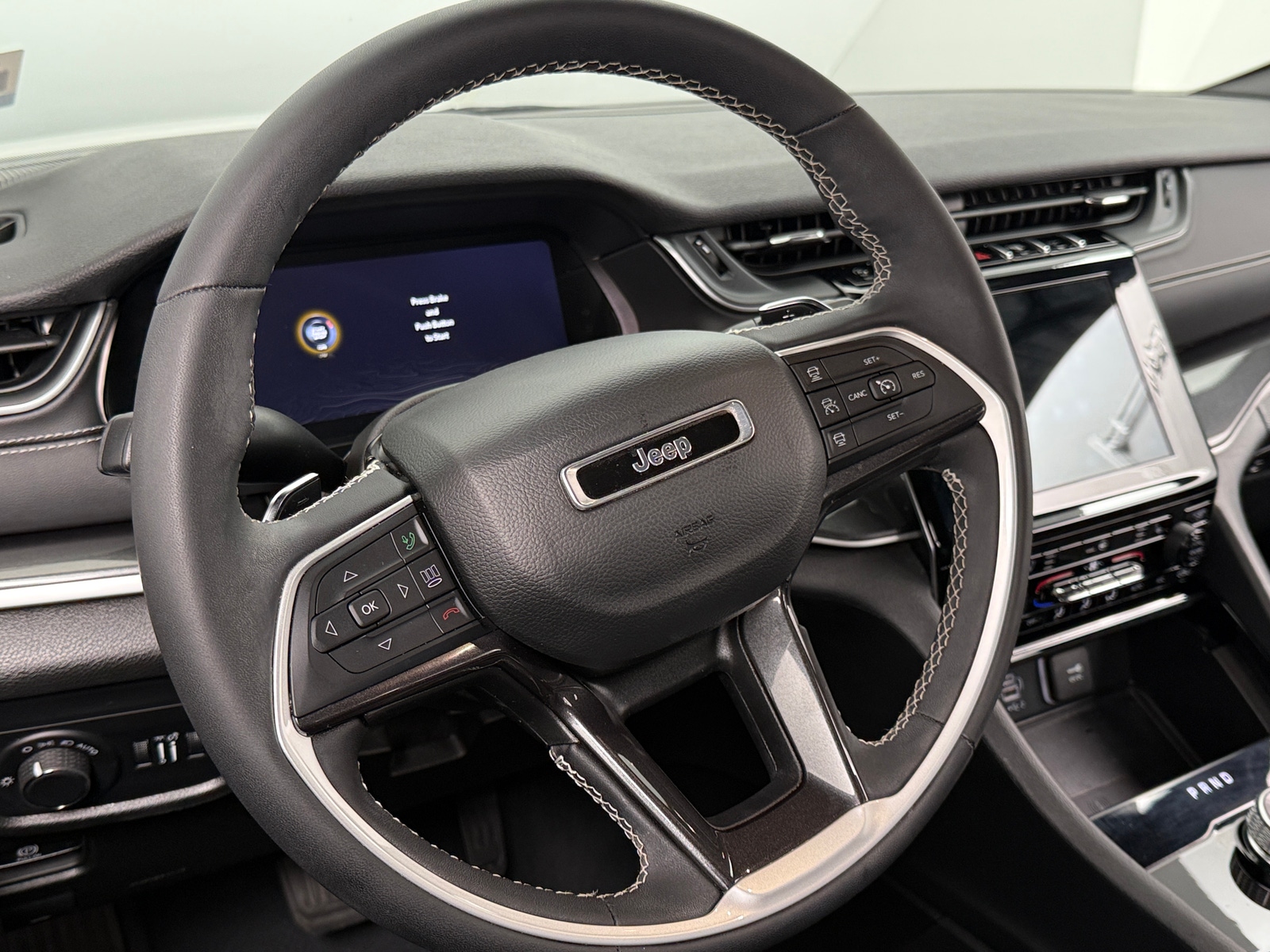 Thumbnail: 2023 Jeep Grand Cherokee - 4