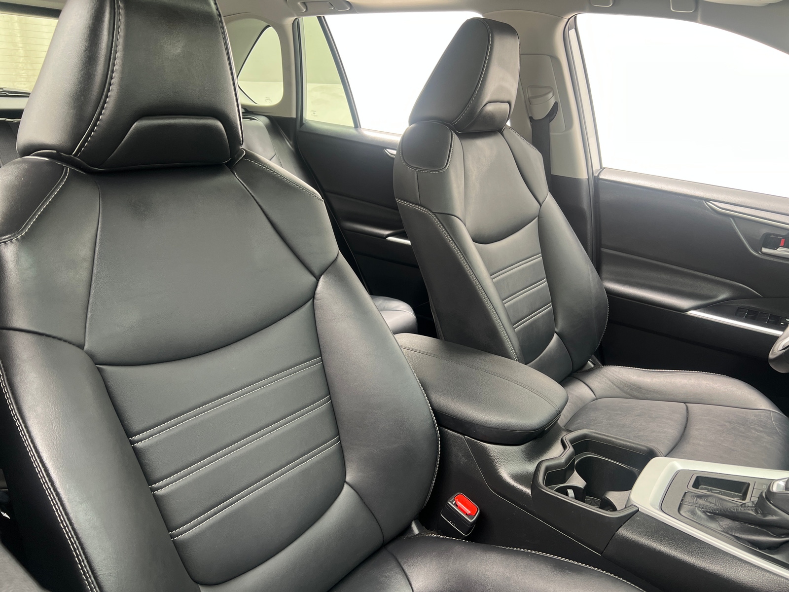 Thumbnail: 2021 Toyota RAV4 - 2