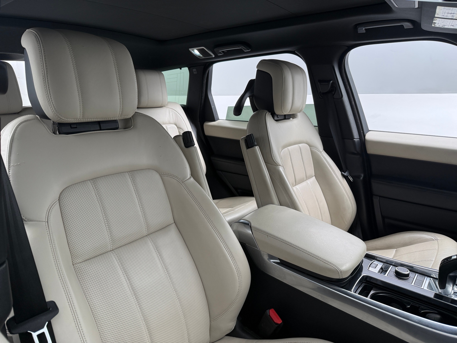 Thumbnail: 2020 Land Rover Range Rover Sport - 2