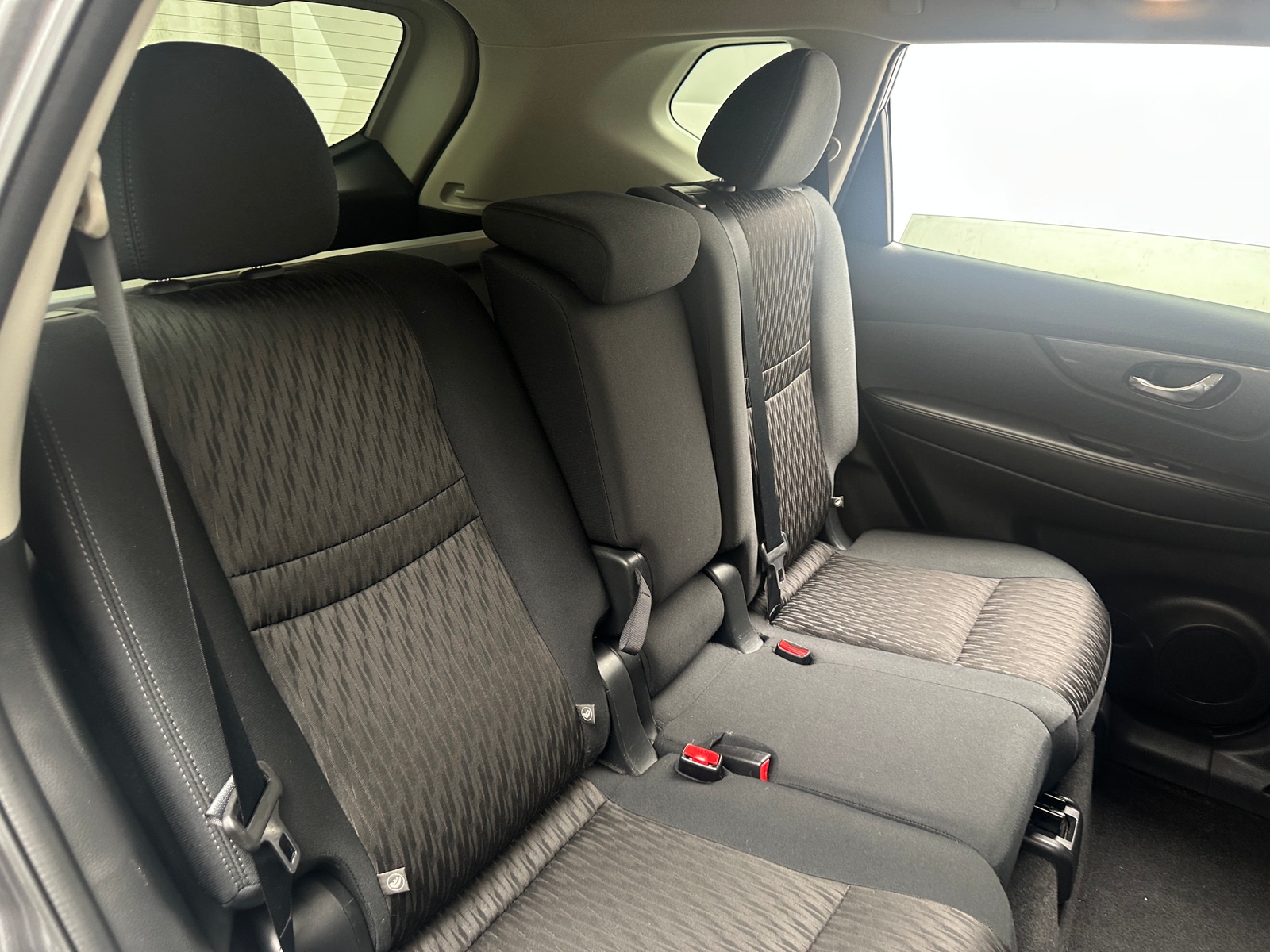 Thumbnail: 2017 Nissan Rogue - 6