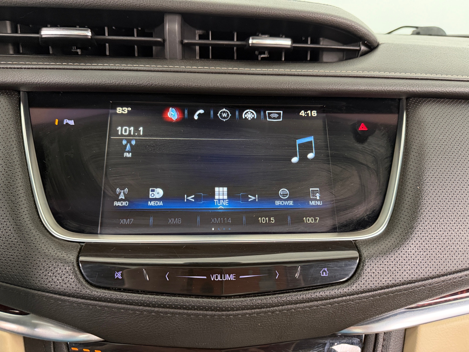 Thumbnail: 2018 Cadillac XT5 - 3