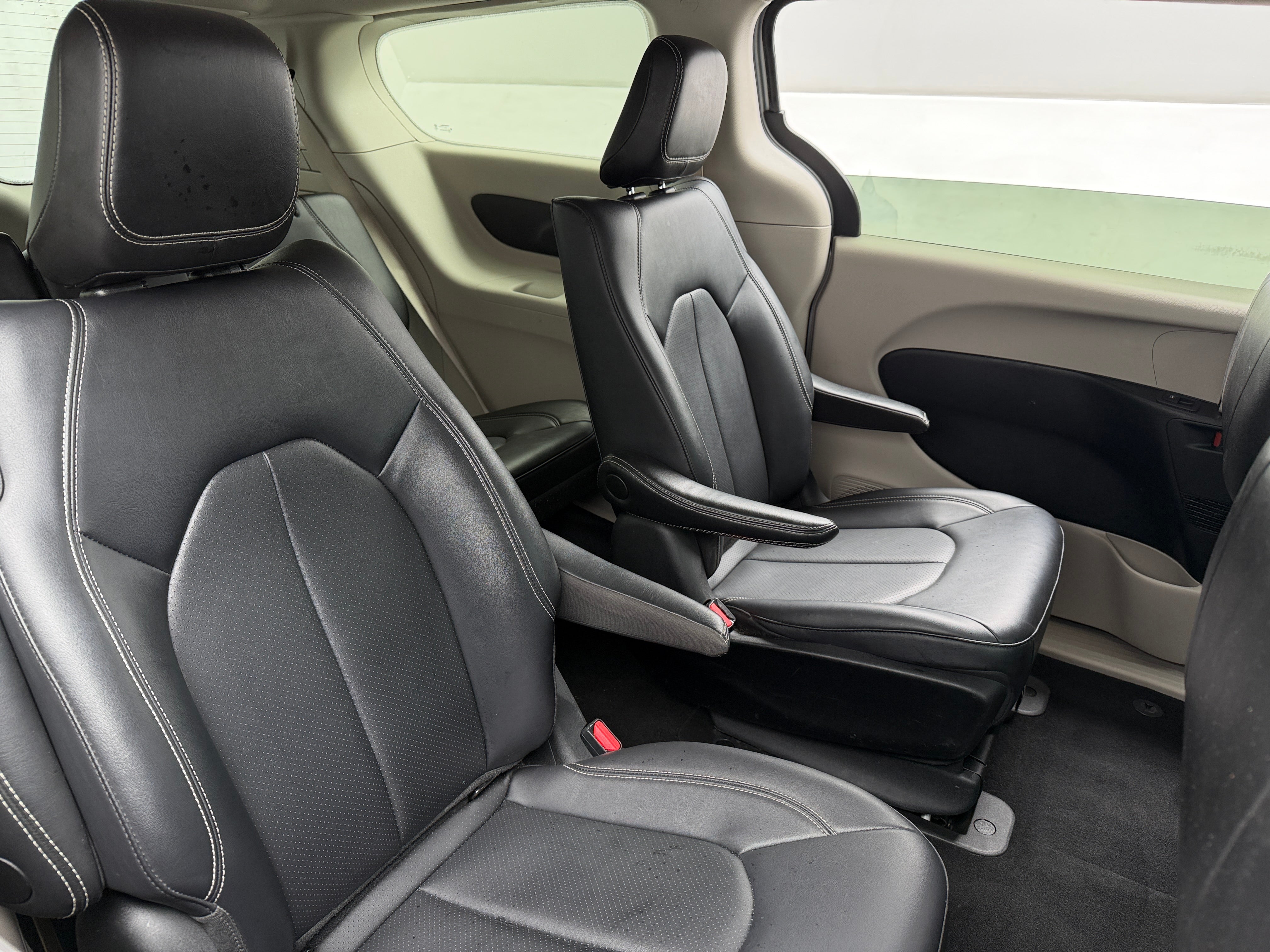 2024 Chrysler Pacifica PHEV