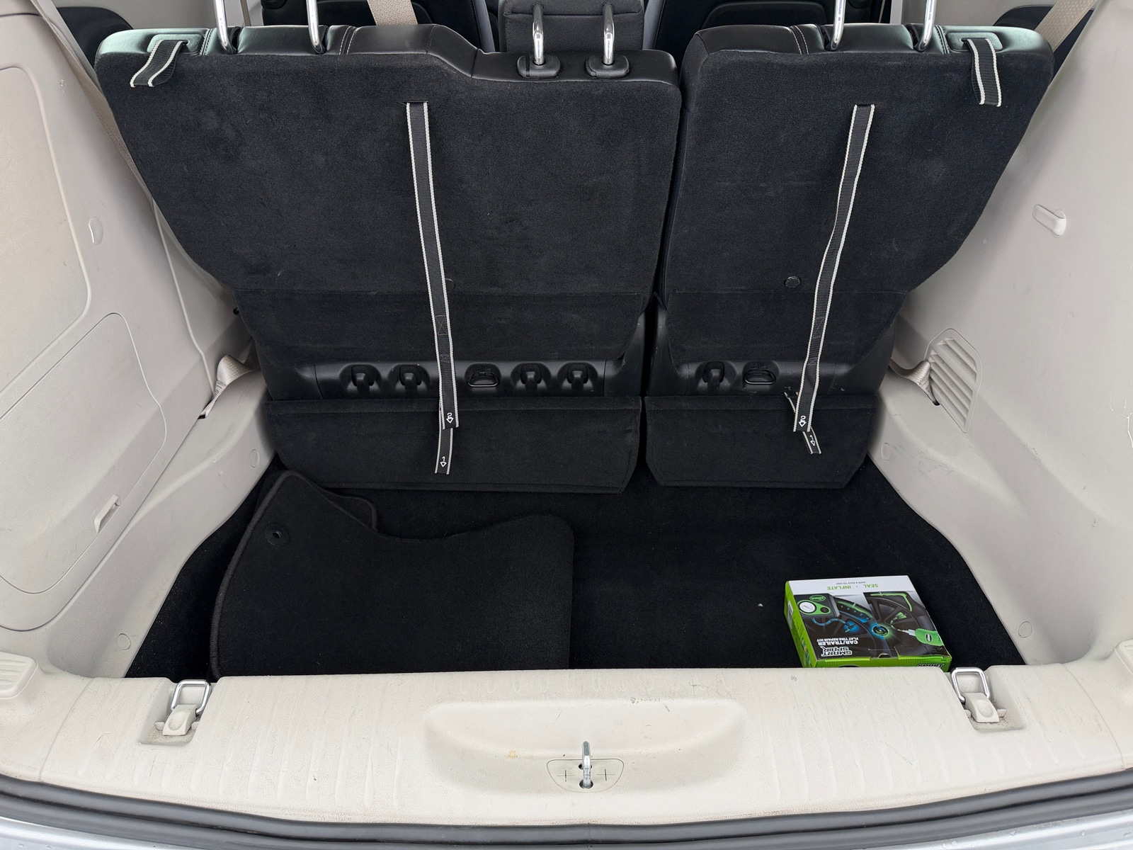Thumbnail: 2024 Chrysler Pacifica - 6