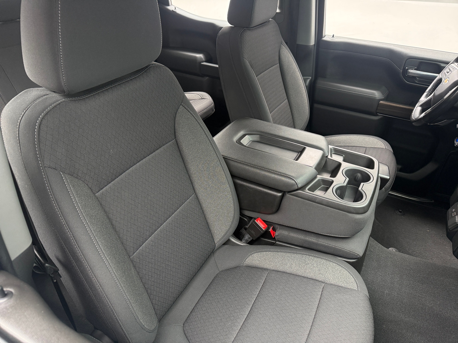 Thumbnail: 2021 Chevrolet Silverado 1500 - 2