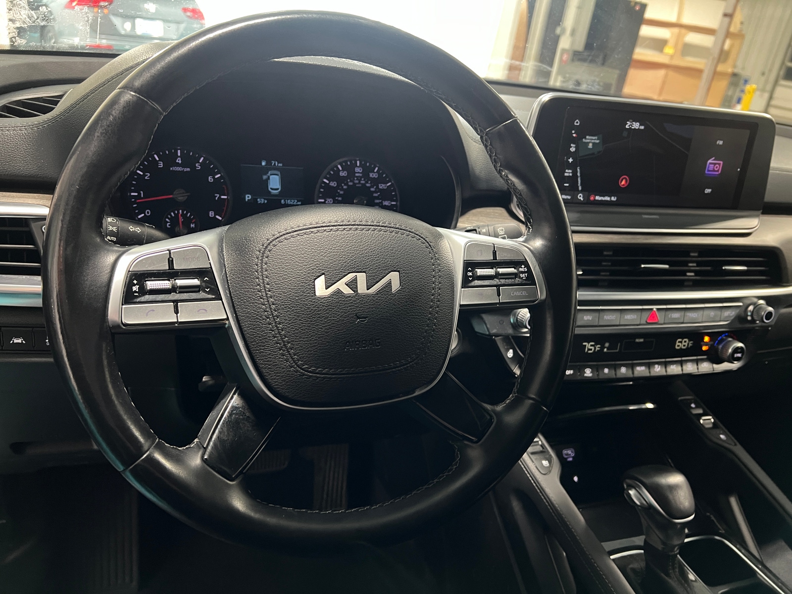 Thumbnail: 2022 Kia Telluride - 4