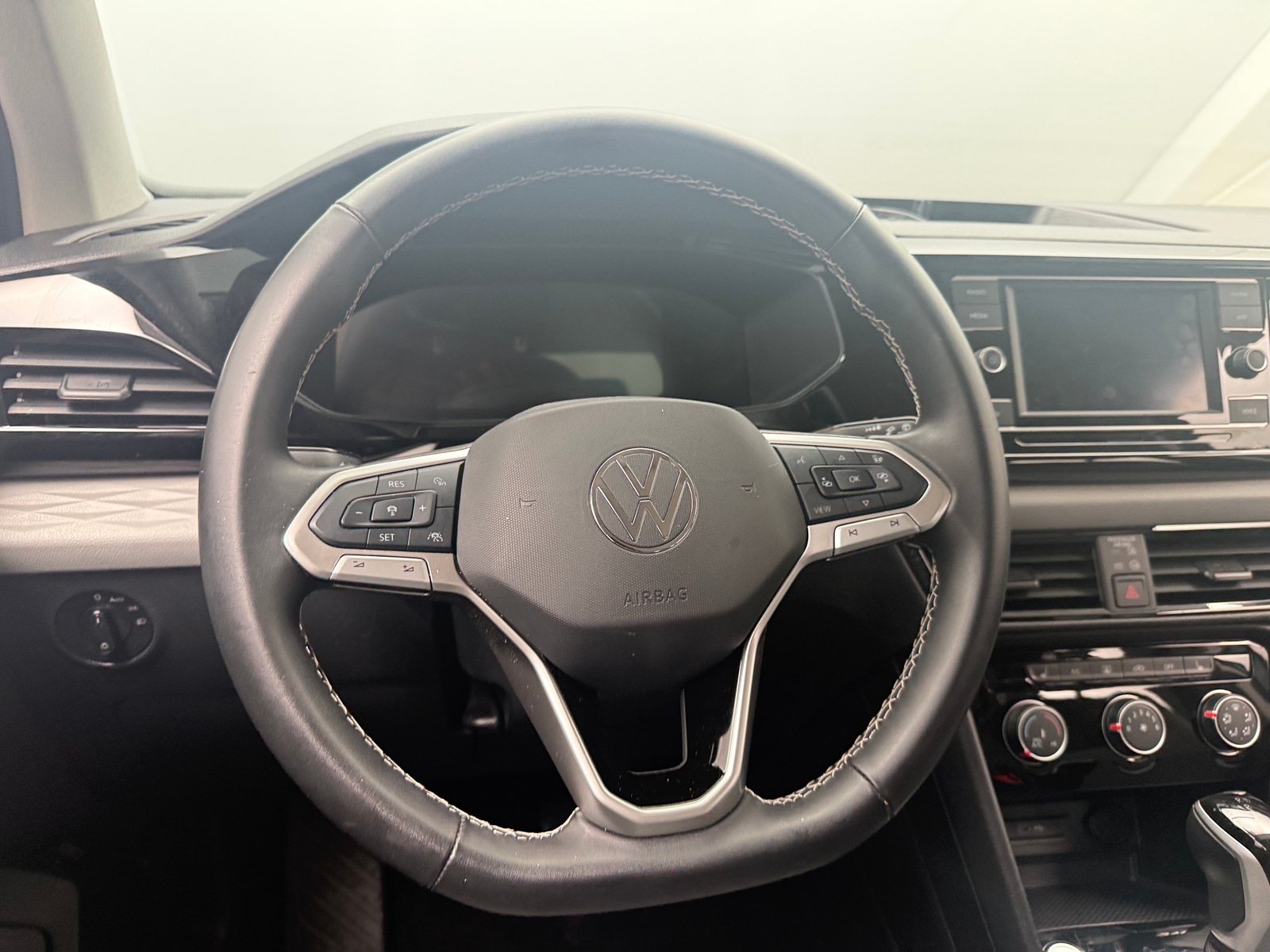 Thumbnail: 2024 Volkswagen Taos - 5
