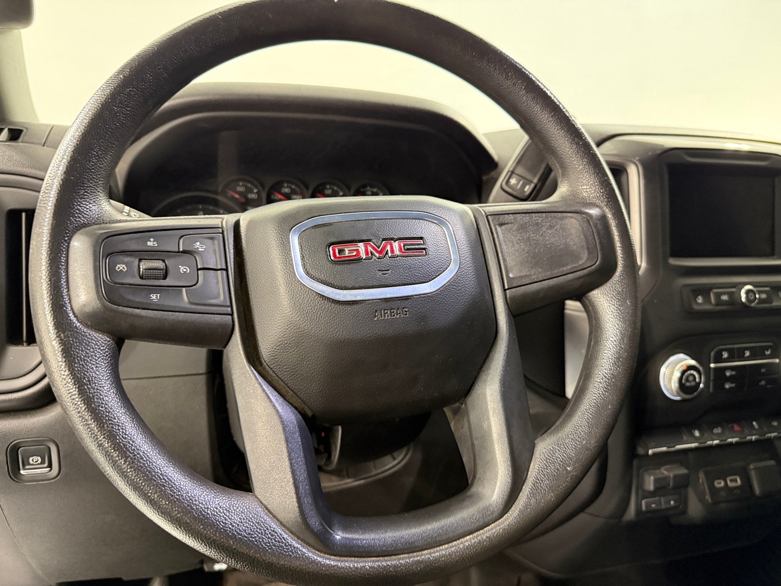 Thumbnail: 2024 GMC Sierra 3500 - 5